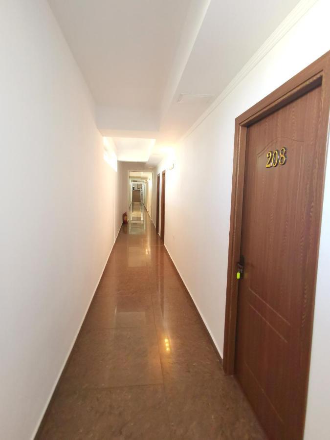 Hotel Dinastia Pitesti Luaran gambar